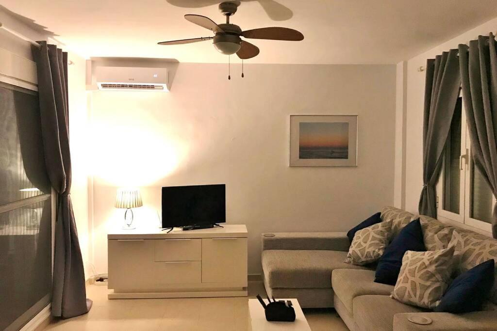 Penthouse With Large Terrace And Roof Solarium, With Amazing Sea Views Apartment Мохакар Екстериор снимка
